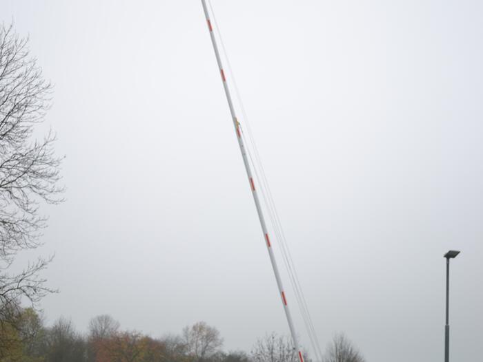 Extrémně dlouhá závora se zesíleným kloubem ke vjezdu do sídla firmy HORAVA - #3