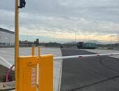 Extrémně dlouhá závora na vjezdu kamionů na parkoviště u logistického centra ZF Ostrov - #3