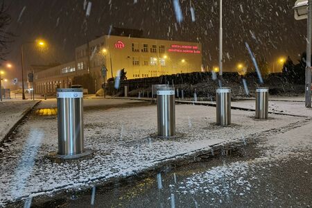 Vysunutí parkovacího sloupu trvá zhruba 3 vteřiny